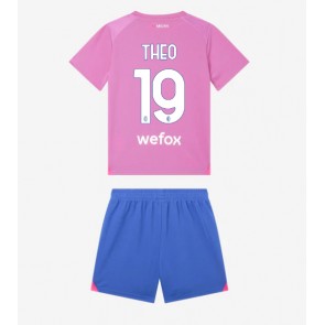 Lacne Dětský Futbalové dres AC Milan Theo Hernandez #19 2023-24 Krátky Rukáv - Tretina (+ trenírky)